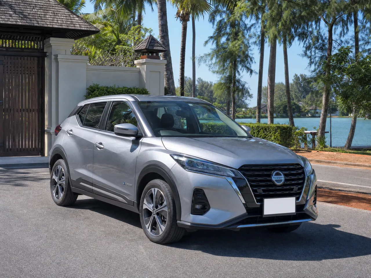 Nissan Kicks e-Power — front