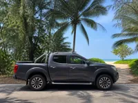 Nissan Navara — side