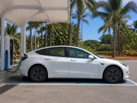 Tesla Model 3 — side
