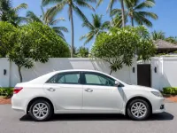 Toyota Corolla Altis — seitlich