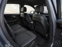 Audi Q7 — салон