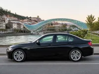 BMW 328i M Style — yan