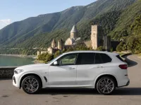 BMW X5 — الجانب
