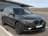 BMW X7 — الأمام