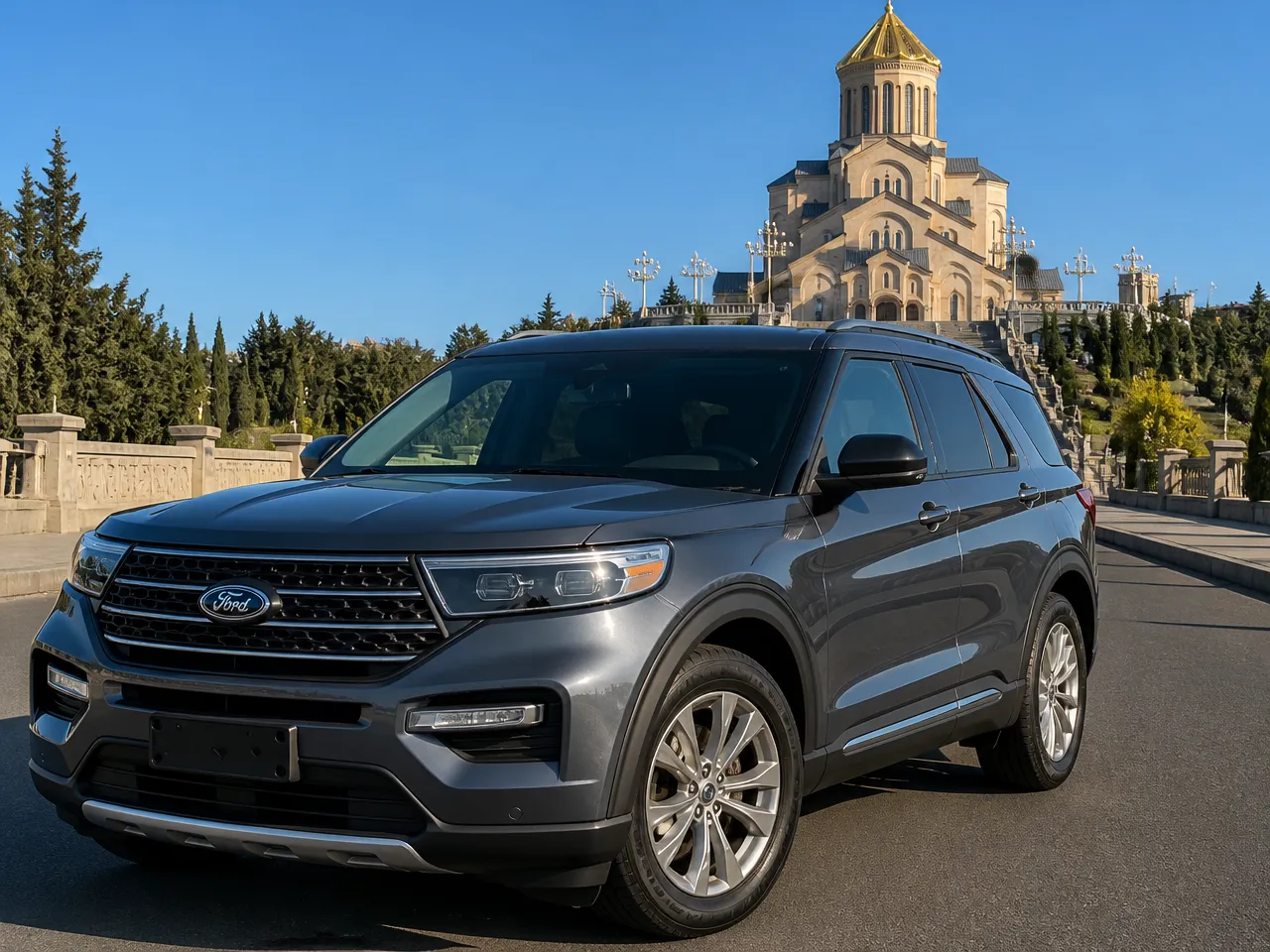 Ford Explorer — спереди