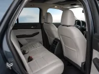 Ford Explorer — פנים