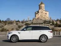 Land Rover Range Rover Sport 3.0 Diesel Autobiography Sport — الجانب
