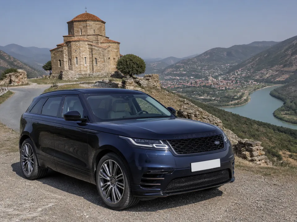 Land Rover Range Rover Velar 2.0 Diesel — تأجير سيارات في جورجيا
