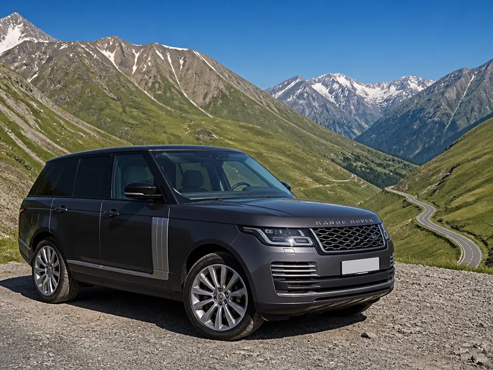 Land Rover Range Rover Vogue 5.0 Petrol Supercharged — تأجير سيارات في جورجيا