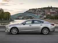 Mazda 6 — צד