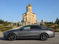 Mercedes-Benz CLA — الجانب