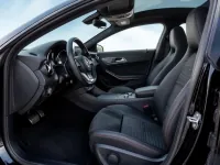 Mercedes-Benz CLA — المقصورة الداخلية