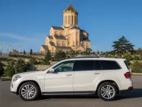Mercedes-Benz GL 450 4MATIC — side