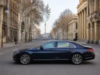 Mercedes-Benz S 450 — side