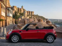 Mini Cabrio — side