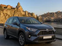 Toyota RAV4 — წინა