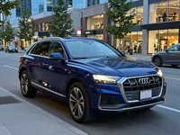 Audi Q8 — 正面