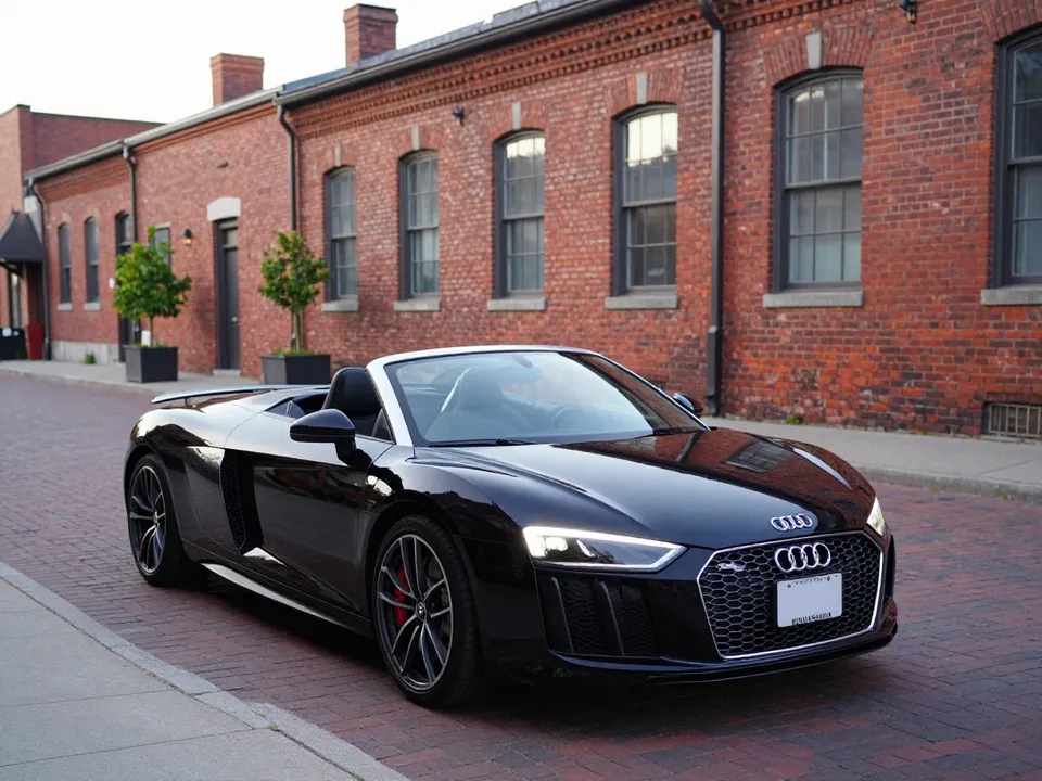 Audi R8 V10 Spyder — car rental in Toronto