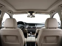 BMW 5 Series — 内饰