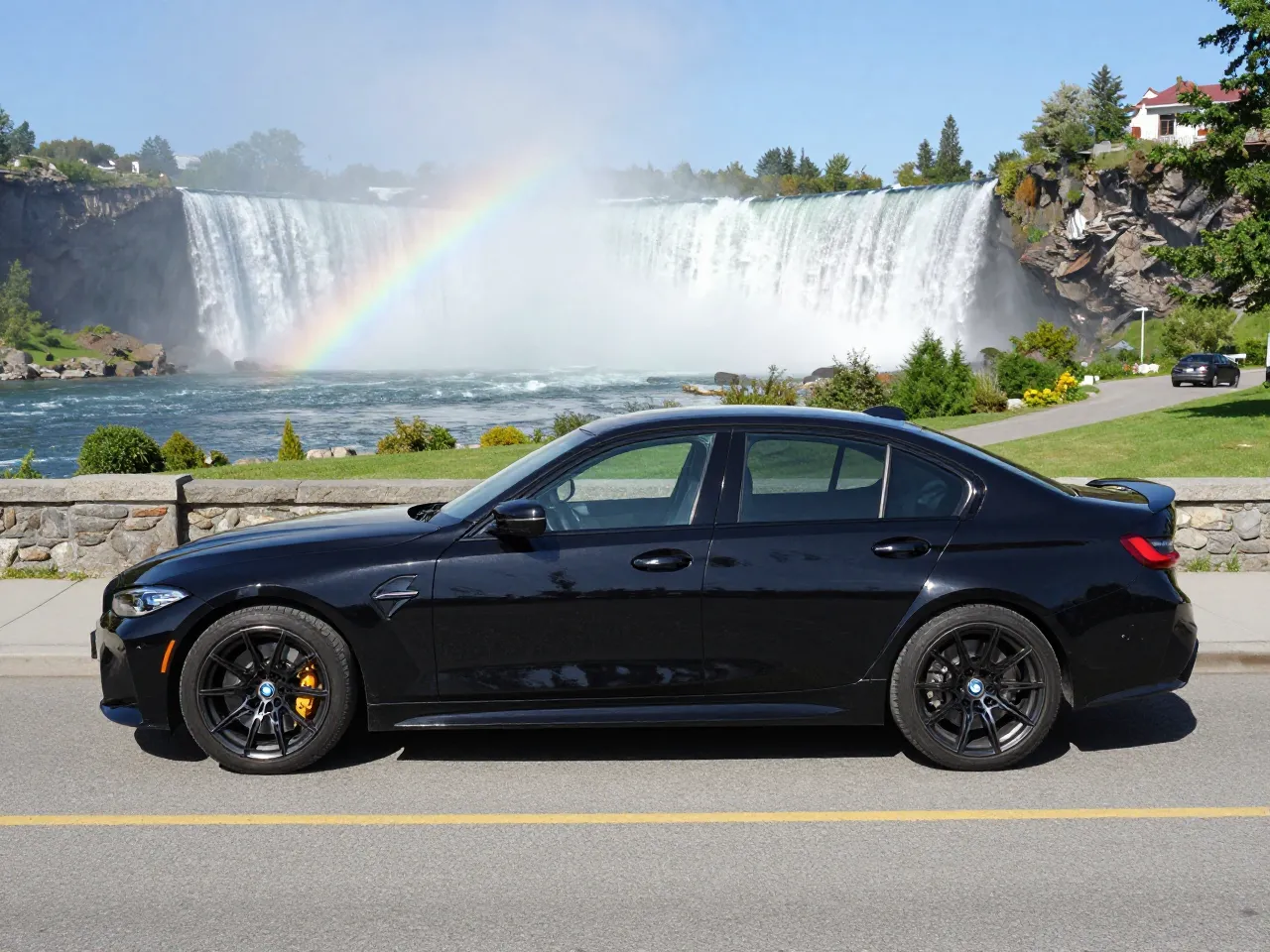 BMW M3 Competition — 측면