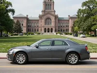 Chrysler 300 — lateral