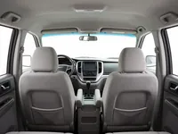 Chrysler Grand Caravan — interior