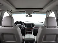 Dodge Durango — interior