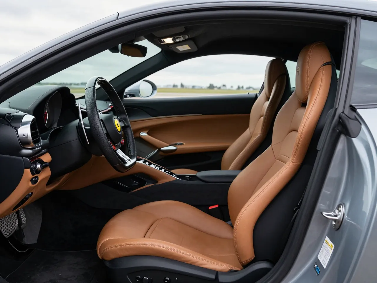 Ferrari Roma — interior