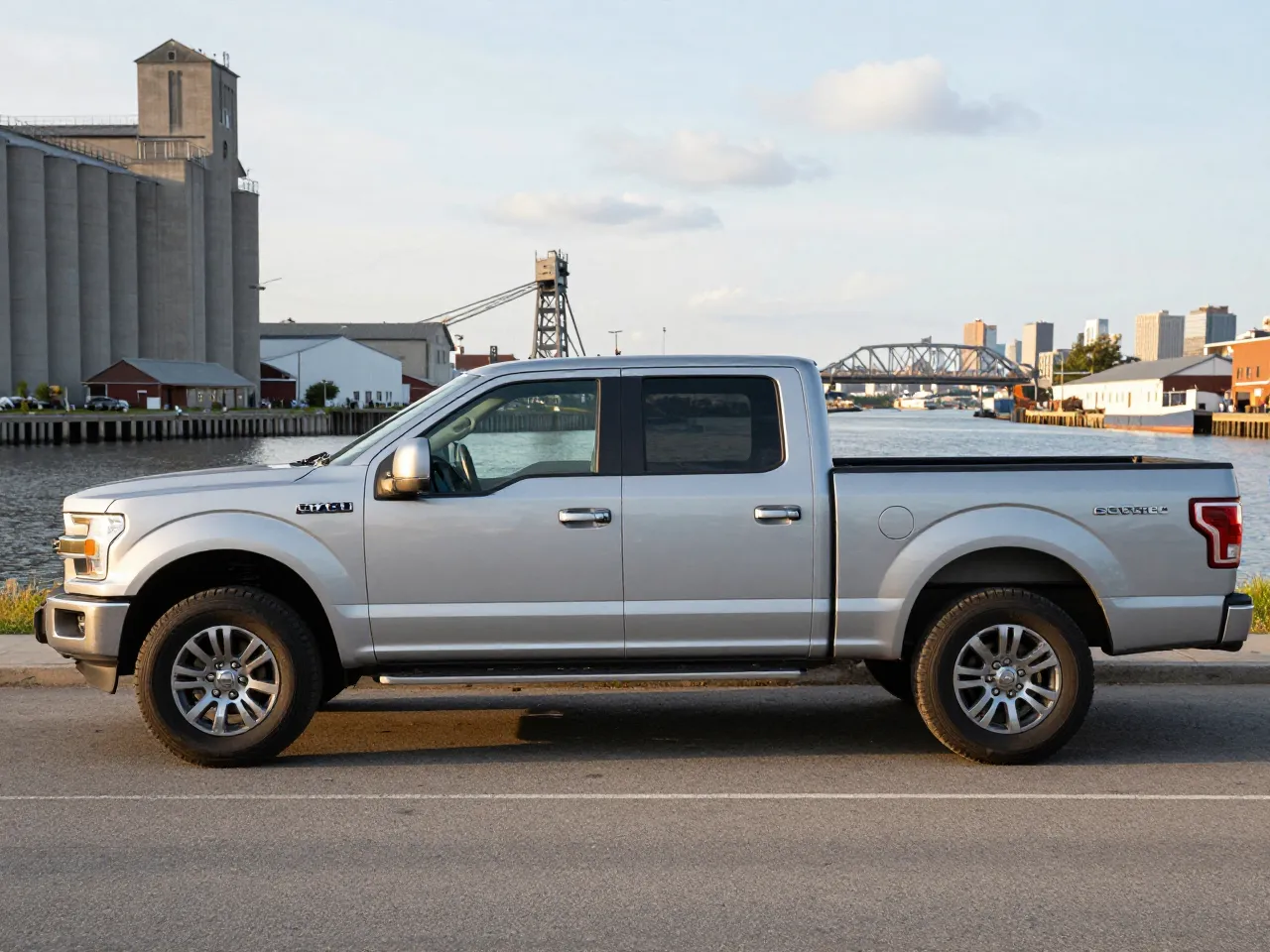 Ford F-150 — 측면