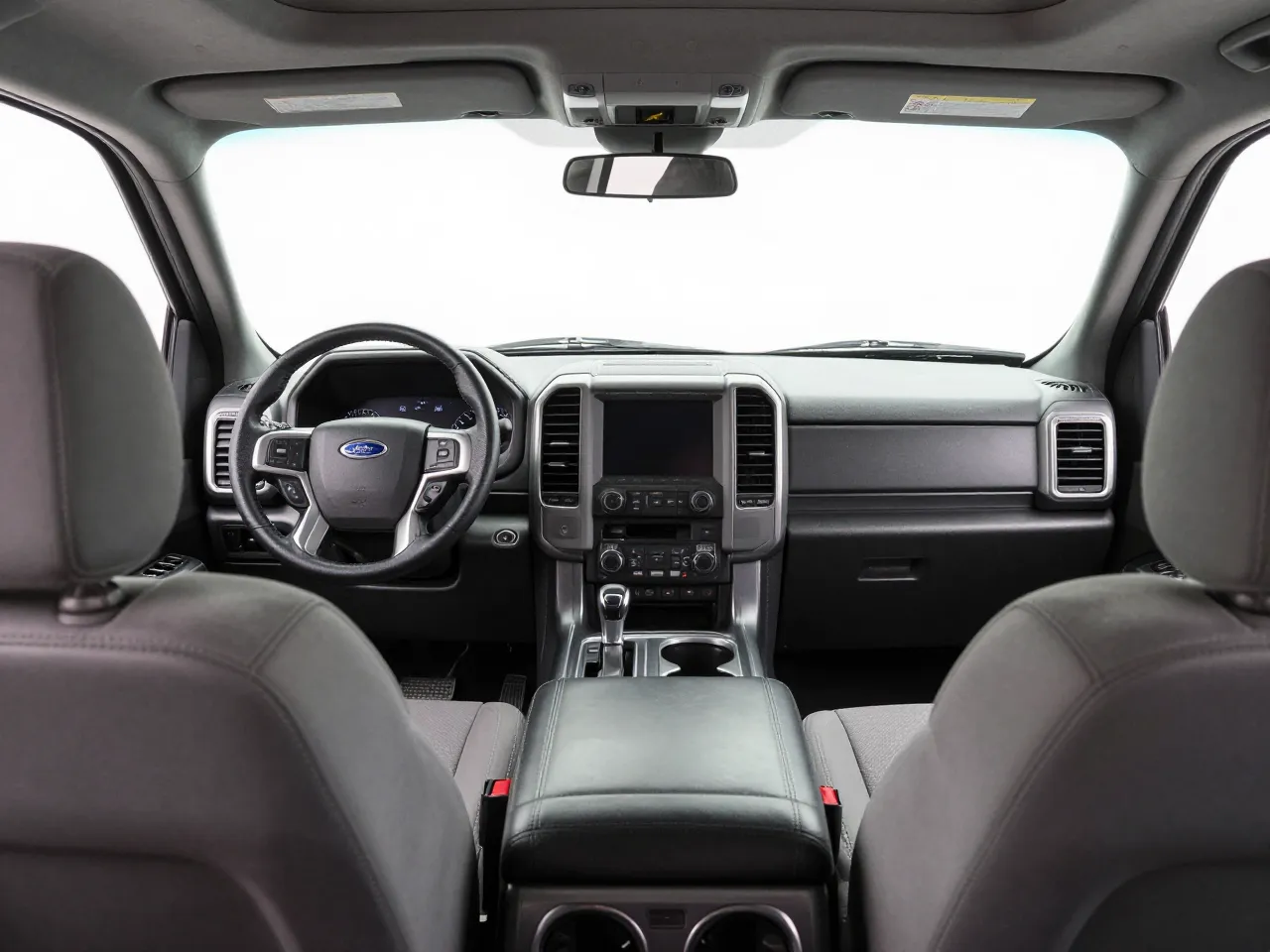 Ford F-150 — 실내