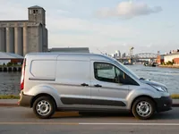 Ford Transit Connect — laterale