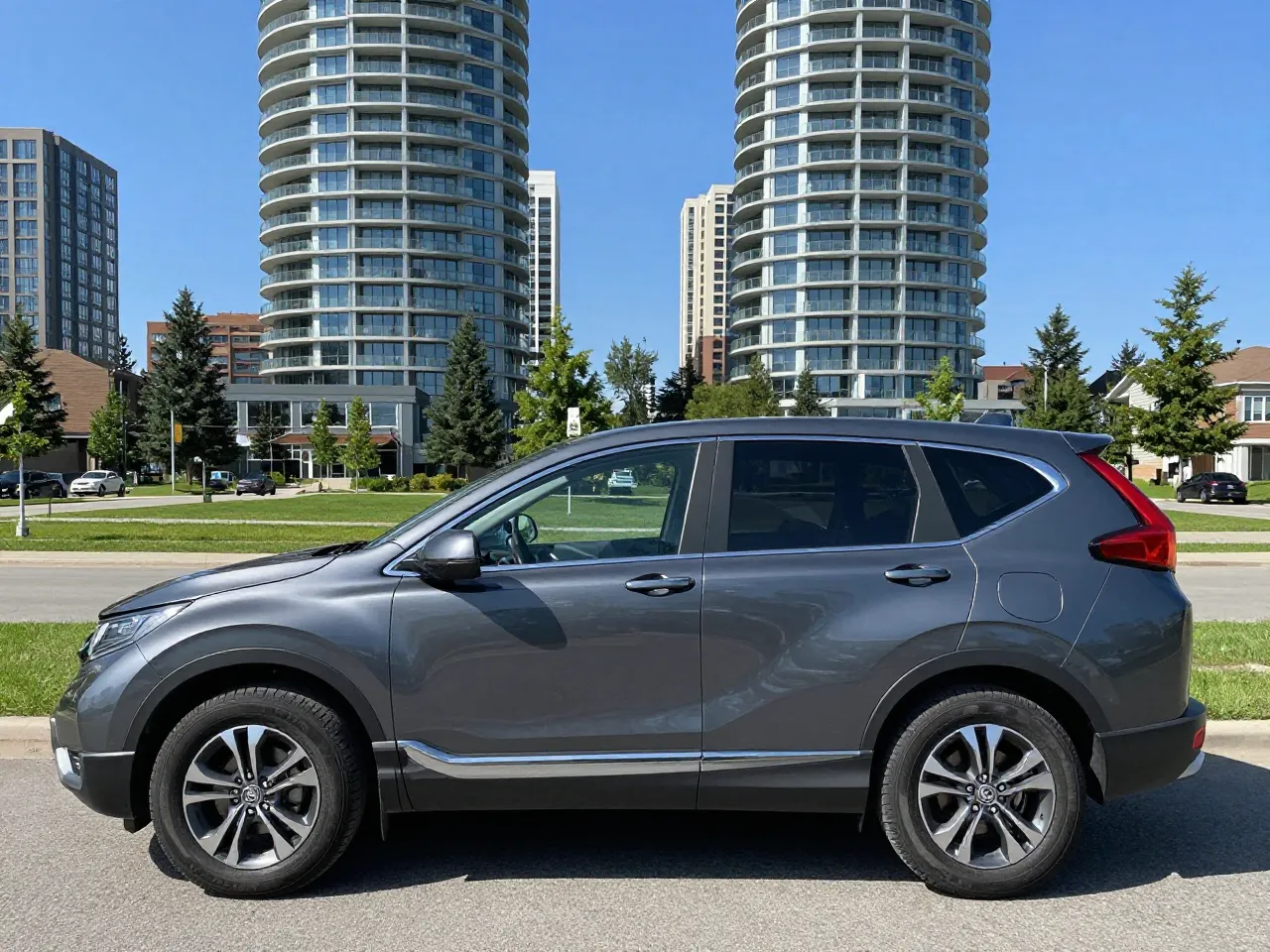 Honda CR-V — 侧面