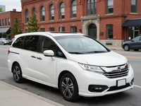 Honda Odyssey — anteriore