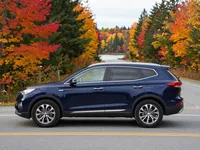 Hyundai Santa Fe — lateral