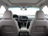 Hyundai Sonata — interior