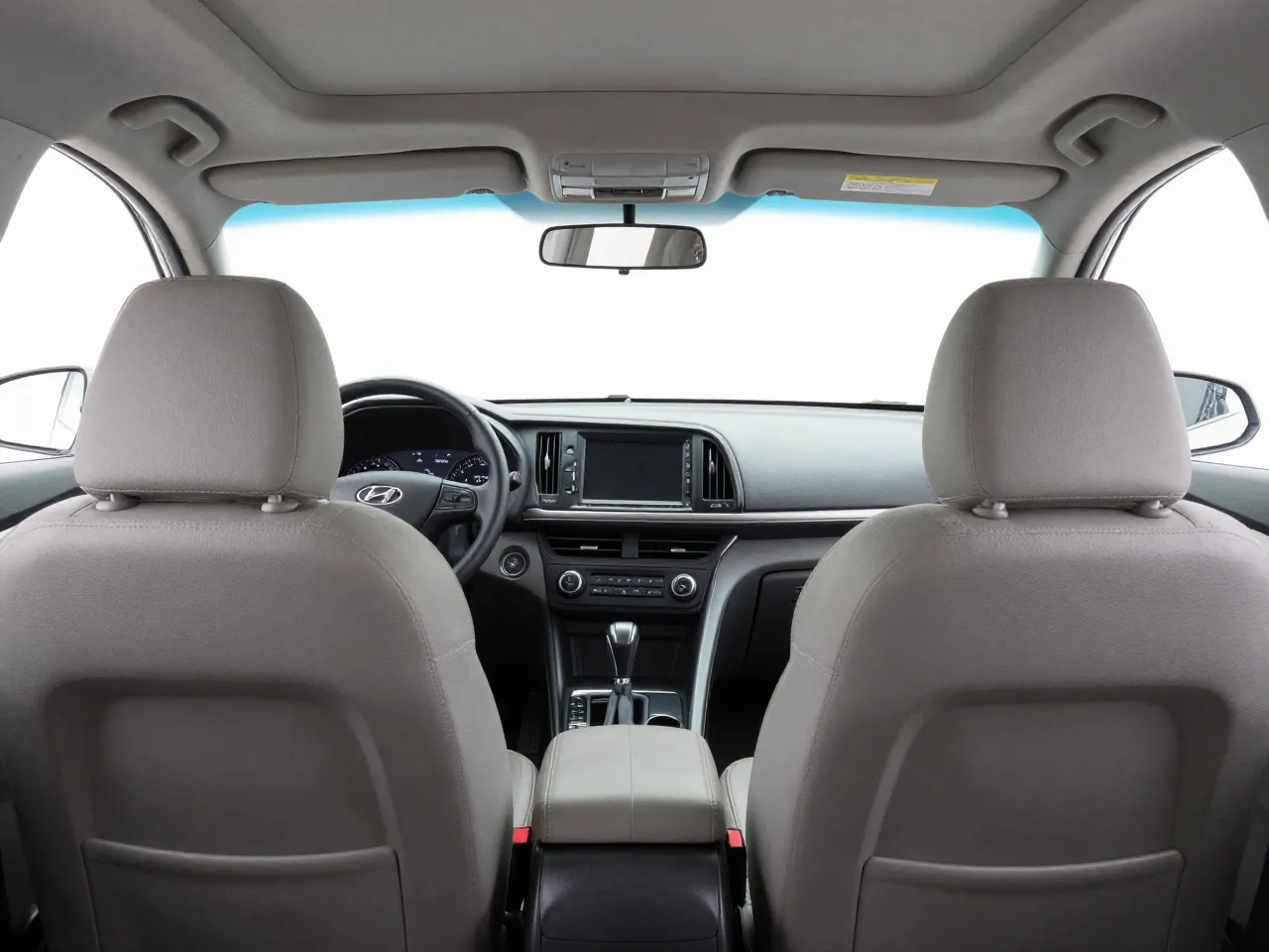 Hyundai Sonata — interior