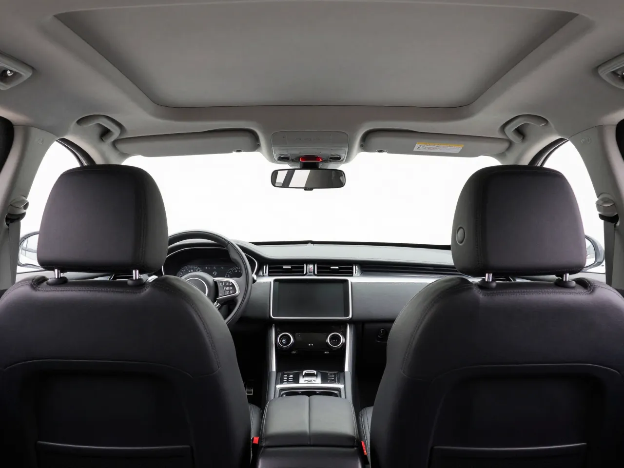 Jaguar F-Pace — interior