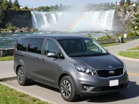 Kia Carnival — avant
