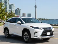 Lexus RX — 전면