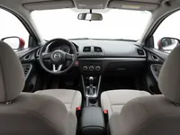 Mazda Mazda2 — interior