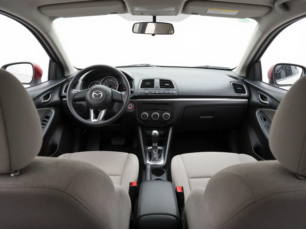 Mazda Mazda2 — interior