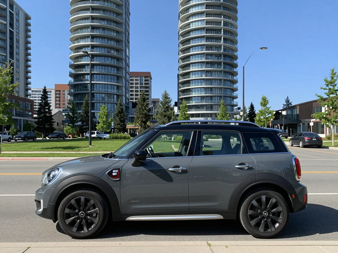MINI Countryman — zijkant