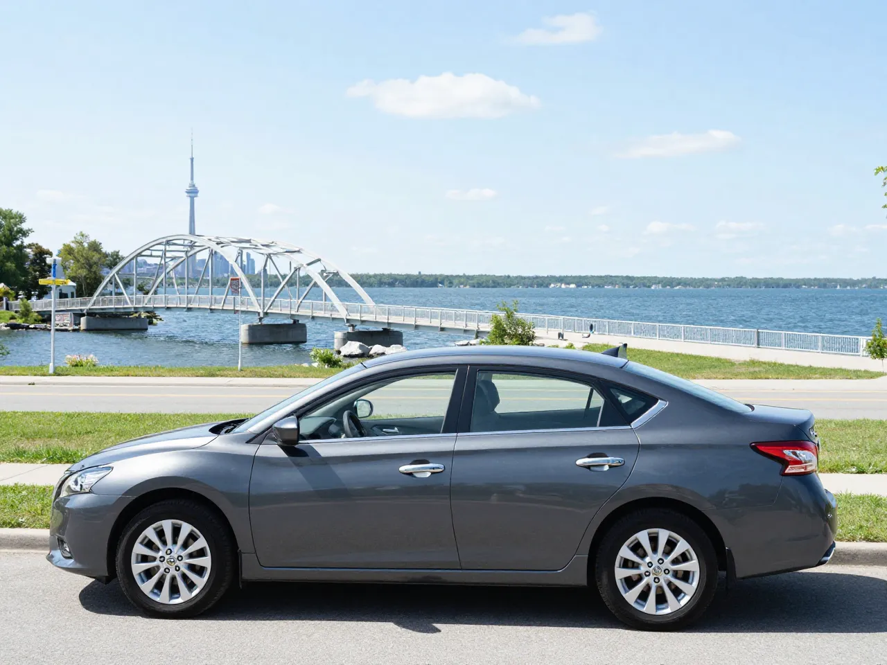 Nissan Sentra — lateral