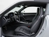 Porsche 911 Carrera 4S Cabriolet — intérieur