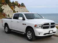 Ram 1500 — front