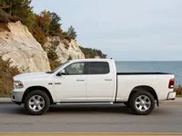 Ram 1500 — side