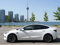 Tesla Model 3 — side