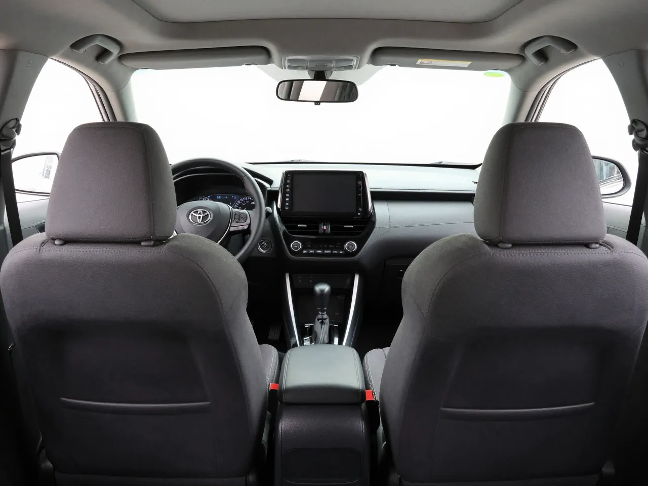 Toyota Corolla Cross — interior