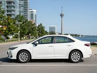 Toyota Corolla — lateral