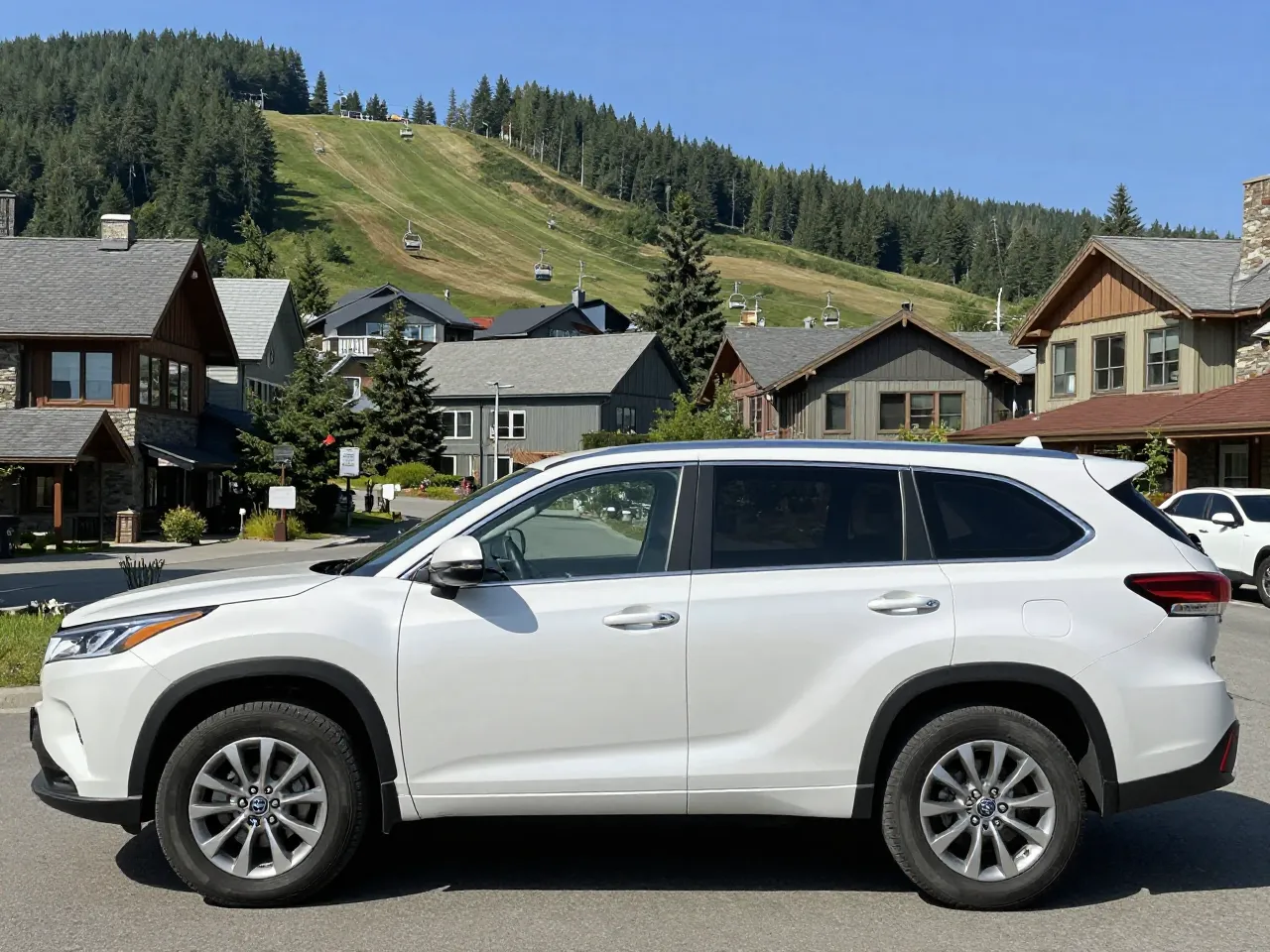 Toyota Highlander — lateral